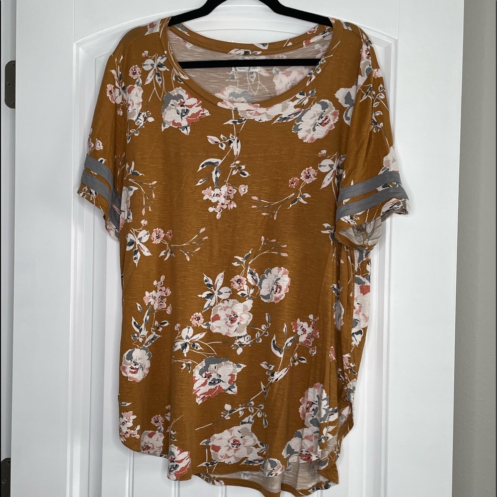 Maurice’s 24/7 soft s/s tee Size XL